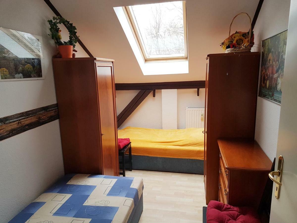 Fewo Hoffmann Grossdeuben Mit 2 Schlafzimmern Dg Bohlen  Exteriér fotografie